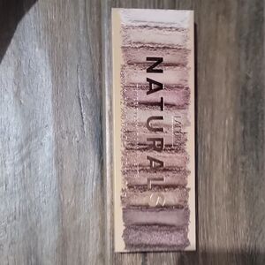 L.A. Colors Naturals Eyeshadow Palette - Brown and Cream